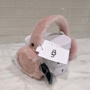 NWT Ugg Bluetooth Earmuffs